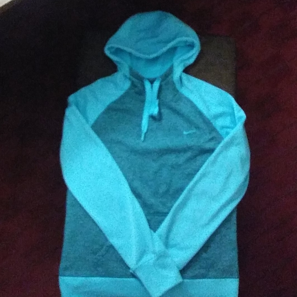 Nike Therma-Fit hoodie